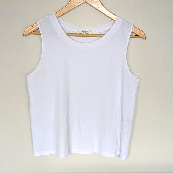 Zara Tops - ⏳ PENDING SALE⏳ZARA WHITE TANK TOP